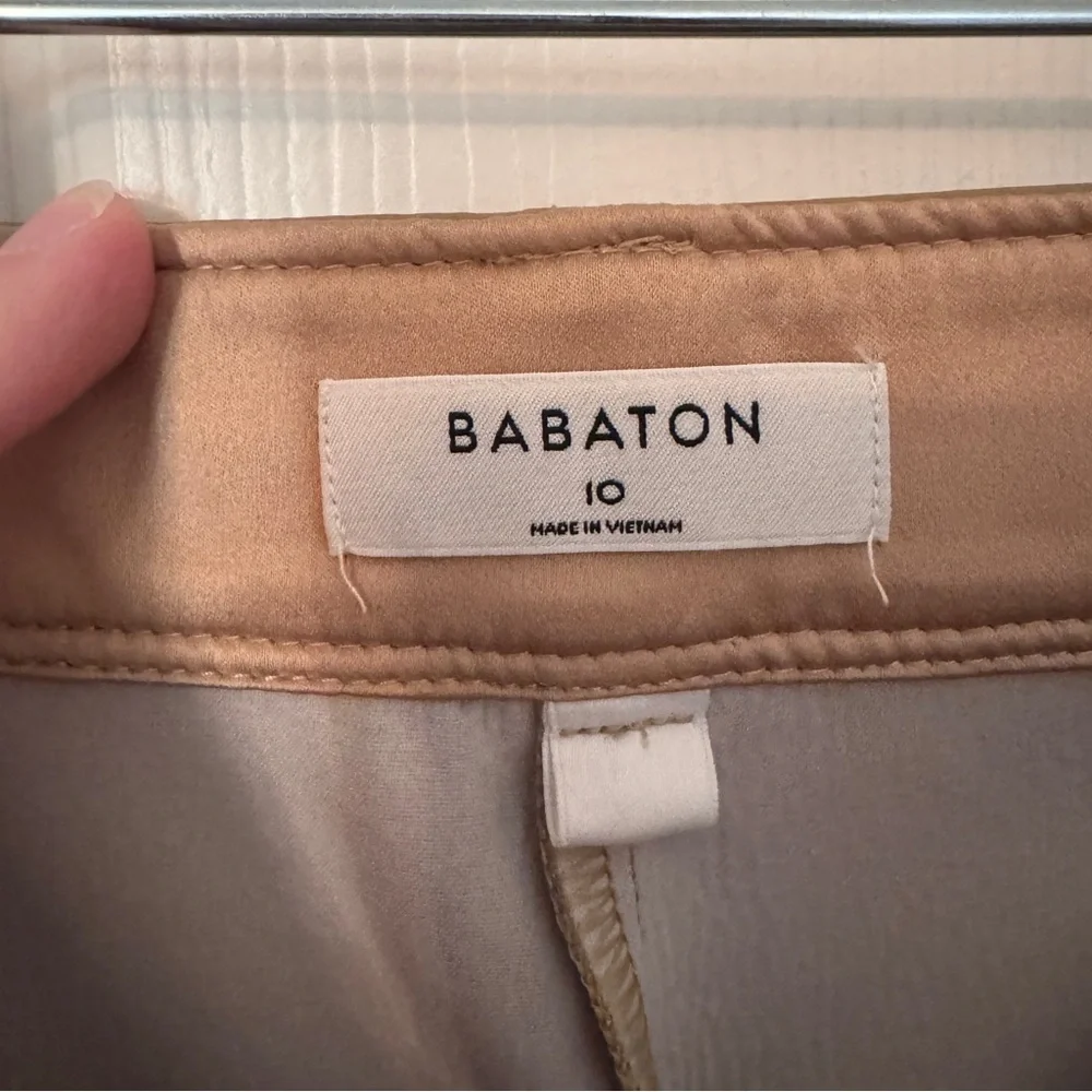 Aritzia Babaton Command Cropped Vegan Leather Straight Leg Pant - Picture 13 of 15